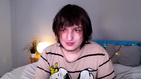 Snapshot of delalex chatting on April 2026 12:46:02 AM Alex online show from April 2026 12:46:02 AM