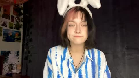 Alisa online show from April 2026 08:39:02 PM