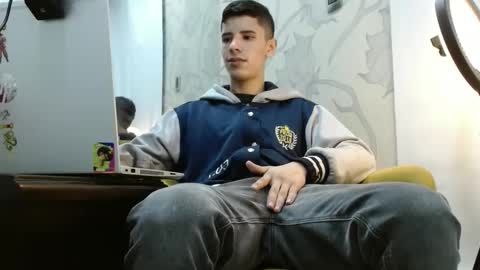 Snapshot of delglo chatting on October 2025 06:01:02 AM delglo online show from October 2025 06:01:02 AM