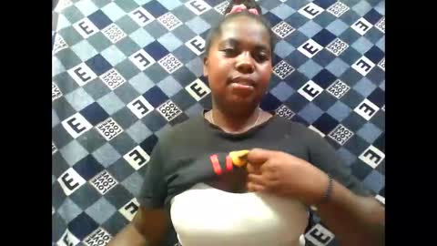 deliah712909 online show from September 2025 06:41:01 AM