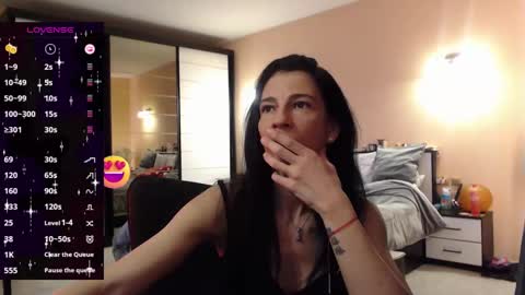 Nicole online show from March 2025 09:25:02 AM