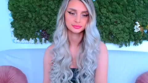 Snapshot of deliciaalove chatting on April 2026 07:03:02 PM deliciaalove online show from April 2026 07:03:02 PM