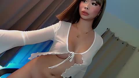Snapshot of deliciousfaye chatting on February 2025 04:47:01 PM Hello your loving faye 3 online show from February 2025 04:47:01 PM