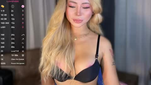 Snapshot of deliciousfaye chatting on March 2026 09:58:02 AM Hello your loving faye 3 online show from March 2026 09:58:02 AM