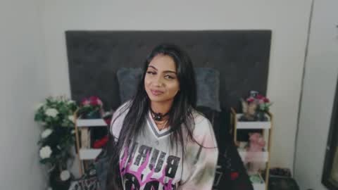 Snapshot of delilah_blazee chatting on June 2026 10:26:01 PM Delilah Blaze online show from June 2026 10:26:01 PM