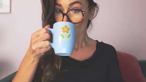 Snapshot of delilah_sweet chatting on October 2025 03:42:02 PM delilah_sweet online show from October 2025 03:42:02 PM