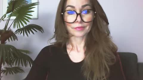 Snapshot of delilah_sweet chatting on May 2026 03:20:02 PM delilah_sweet online show from May 2026 03:20:02 PM