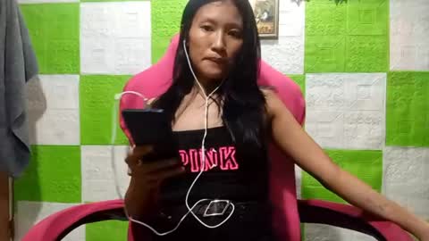 Snapshot of delilamcquade chatting on April 2026 07:01:01 PM Jenny online show from April 2026 07:01:01 PM