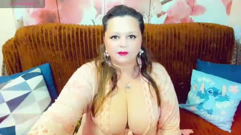Snapshot of delinnia chatting on June 2026 12:13:02 PM Margo online show from June 2026 12:13:02 PM