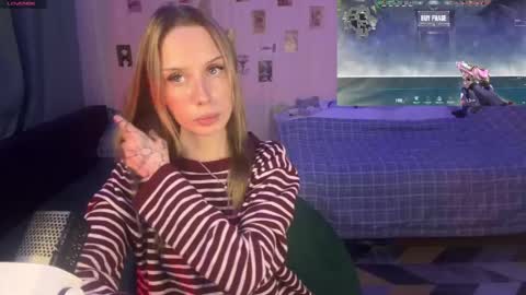 Snapshot of dellacampbell chatting on April 2026 05:30:01 PM Della online show from April 2026 05:30:01 PM