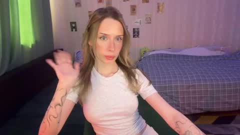 Snapshot of dellacampbell chatting on May 2026 11:16:02 AM Della online show from May 2026 11:16:02 AM