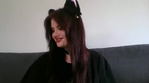 Snapshot of dellacrush_ chatting on February 2025 12:30:02 PM dellacrush_ online show from February 2025 12:30:02 PM