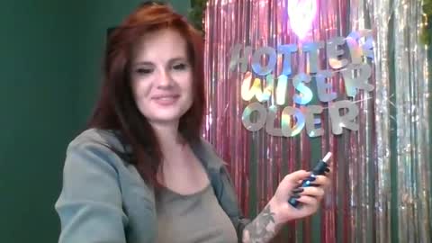 Snapshot of dellacrush_ chatting on February 2025 10:14:01 AM dellacrush_ online show from February 2025 10:14:01 AM