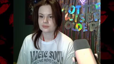 Snapshot of dellacrush_ chatting on February 2025 10:17:02 AM dellacrush_ online show from February 2025 10:17:02 AM