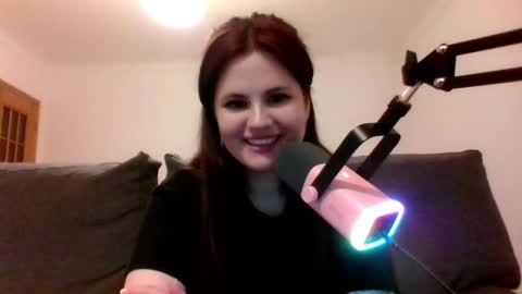 Snapshot of dellacrush_ chatting on March 2025 10:16:02 PM dellacrush_ online show from March 2025 10:16:02 PM