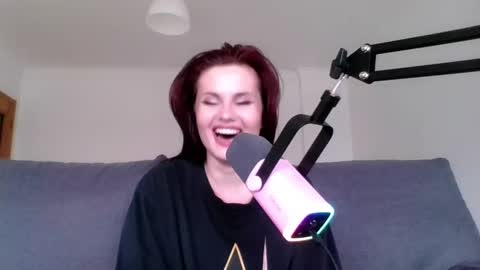 Snapshot of dellacrush_ chatting on March 2025 02:34:02 PM dellacrush_ online show from March 2025 02:34:02 PM