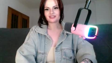 Snapshot of dellacrush_ chatting on March 2025 08:48:01 PM dellacrush_ online show from March 2025 08:48:01 PM