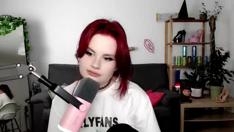 Snapshot of dellacrush_ chatting on September 2025 04:41:01 PM dellacrush_ online show from September 2025 04:41:01 PM