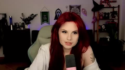 dellacrush_ online show from February 2026 06:55:02 PM