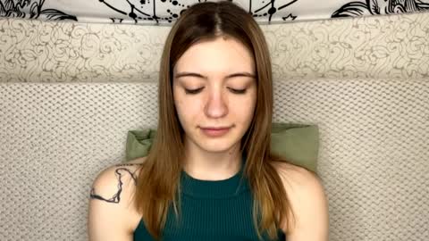 Snapshot of dellisifuentes chatting on April 2026 01:41:01 PM Sia online show from April 2026 01:41:01 PM