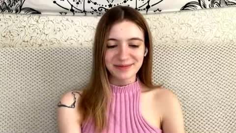 Snapshot of dellisifuentes chatting on April 2026 01:25:02 PM Sia online show from April 2026 01:25:02 PM