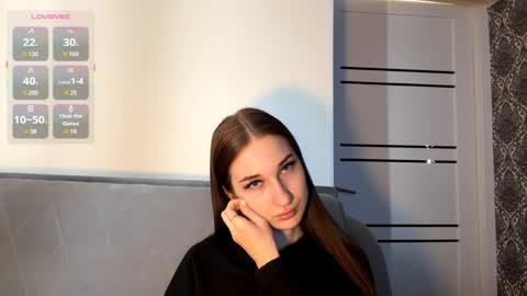 Snapshot of delphaswindler chatting on April 2026 08:23:01 AM Delphaswindler online show from April 2026 08:23:01 AM