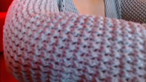 Snapshot of delphine_x chatting on January 2025 11:39:02 PM Delphine online show from January 2025 11:39:02 PM