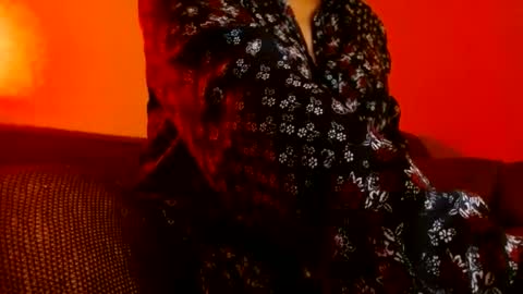 Snapshot of delphine_x chatting on October 2025 09:15:02 PM Delphine online show from October 2025 09:15:02 PM