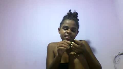 delphine online show from March 2026 11:19:01 PM