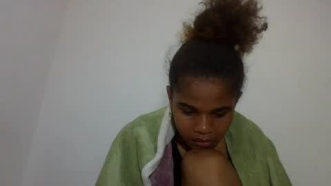 Snapshot of delphineee chatting on July 2026 06:18:01 PM delphine online show from July 2026 06:18:01 PM