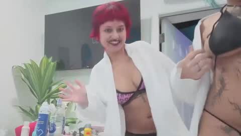Snapshot of deluxxxeblu chatting on February 2026 03:03:01 AM TankinBody online show from February 2026 03:03:01 AM