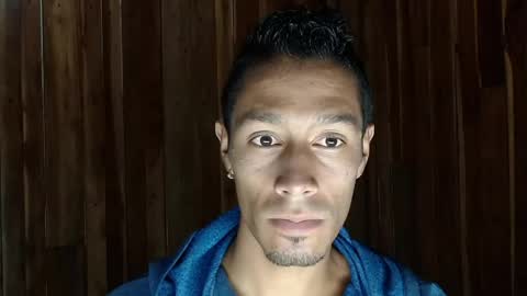 Snapshot of demarcous_nm chatting on April 2026 07:52:02 PM D.C online show from April 2026 07:52:02 PM