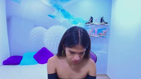 DEMI online show from November 2025 11:35:01 AM