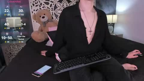   online show from June 2026 12:25:02 PM