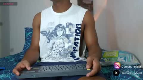 Snapshot of demond_333 chatting on April 2026 03:40:02 AM DEMOND online show from April 2026 03:40:02 AM