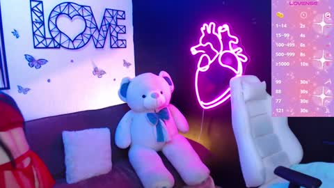 Demy  online show from December 2024 09:18:02 PM