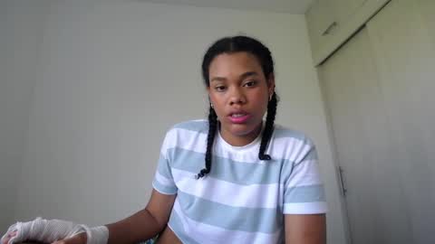 Dena k s online show from January 2025 01:51:01 PM