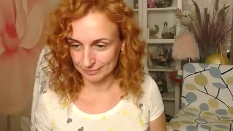 Snapshot of denhiey_here chatting on November 2025 06:29:01 PM denhiey online show from November 2025 06:29:01 PM