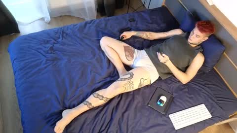 Snapshot of denis_here chatting on October 2025 09:10:01 AM Denis online show from October 2025 09:10:01 AM