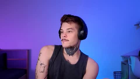 Snapshot of denis_here chatting on November 2025 04:28:02 PM Denis online show from November 2025 04:28:02 PM