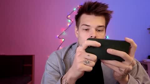 Snapshot of denis_here chatting on November 2025 10:45:02 PM Denis online show from November 2025 10:45:02 PM