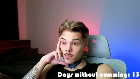 Snapshot of denis_here chatting on April 2026 06:52:01 PM Denis online show from April 2026 06:52:01 PM