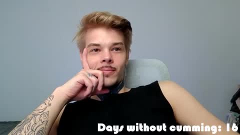 Snapshot of denis_here chatting on April 2026 01:54:02 PM Denis online show from April 2026 01:54:02 PM