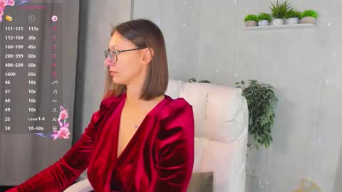 Elina online show from September 2025 01:21:02 AM