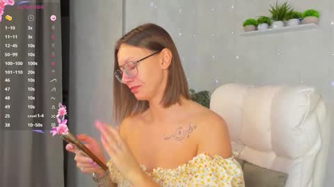 Elina online show from September 2025 12:16:01 AM