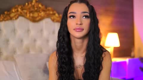 denisedevilles online show from February 2025 09:22:02 AM