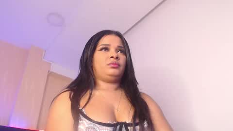 Denise online show from February 2025 04:40:02 PM