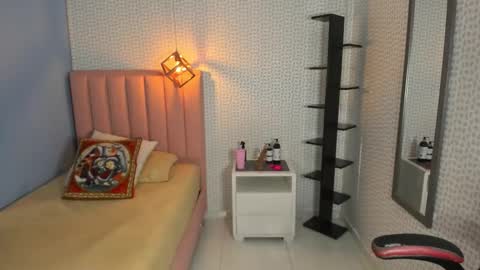 Snapshot of deniserichard2 chatting on November 2025 02:56:01 AM D E N I S online show from November 2025 02:56:01 AM