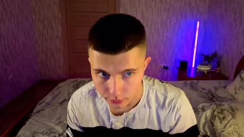 Denis online show from October 2025 09:43:02 AM