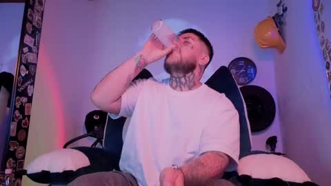 Oliver online show from September 2025 04:45:02 AM